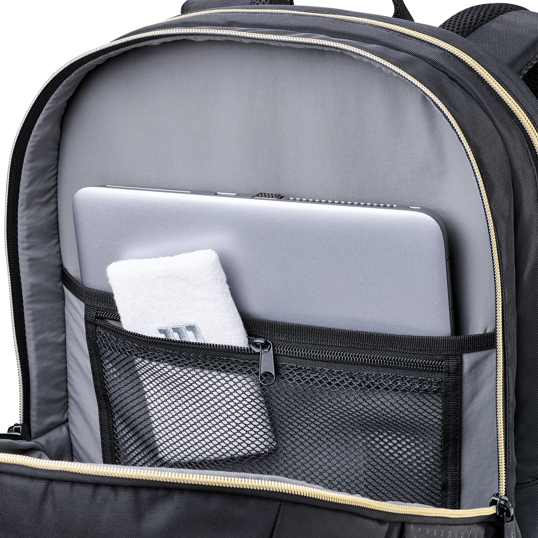 Wilson Defy V1 Padel Backpack Black/Gold - Image 4