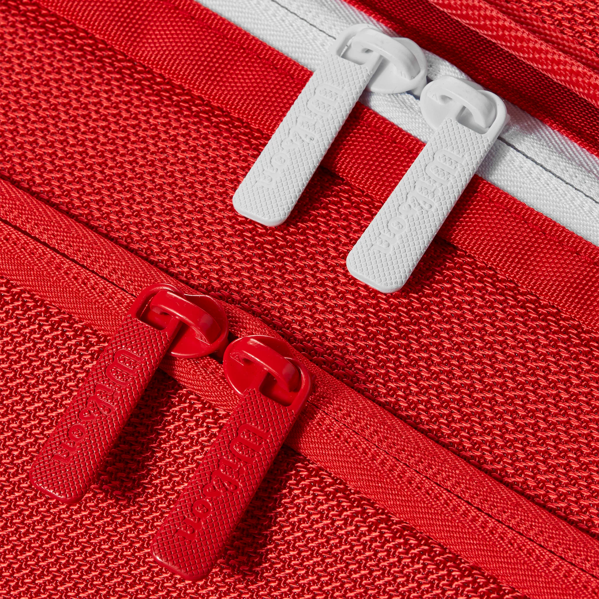 Wilson Super Tour Red 9 Racket Bag (2025) - Image 9